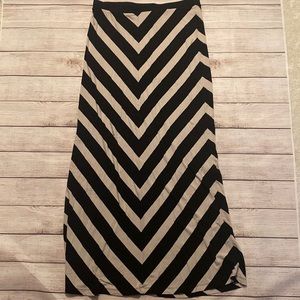 White House Black Market Maxi Skirt